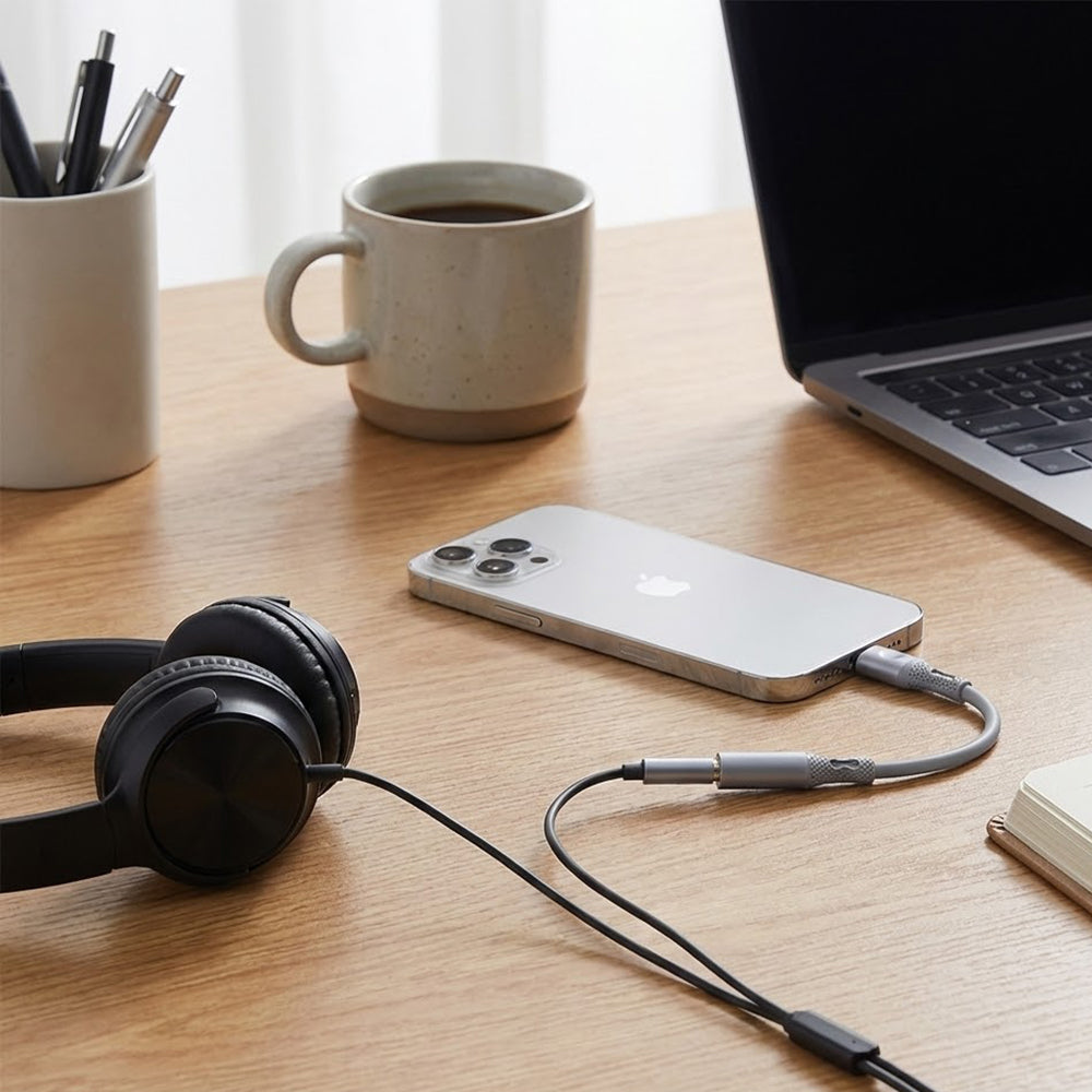 USB-C to 3.5mm Techsuit AC1 SoundFlex Audio Adapter, Gray