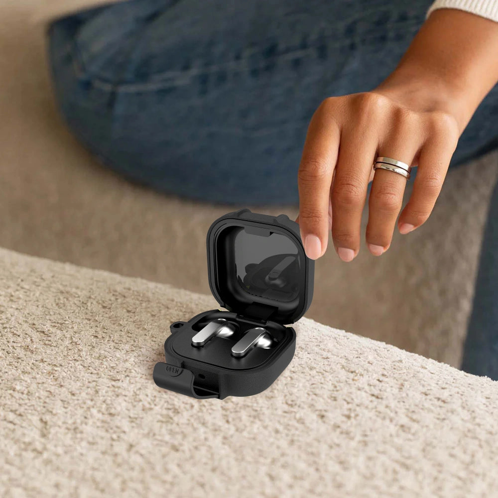 Tech-Protect Slim Hook Case for Samsung Galaxy Buds4 / Buds4 Pro, Black